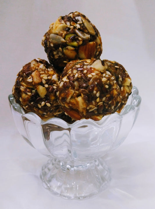 Dryfruits and seeds laddu